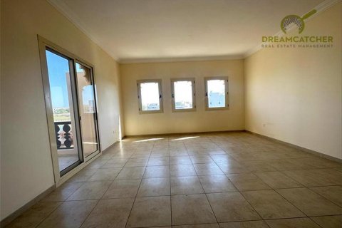 Al Hamra Village, Ras Al Khaimah, BAE’de kiralık villa 5 yatak odası, 982.6 m&sup2; No 512536 - fotoğraf 14