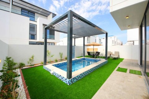 Villa til leje i Sharjah Waterfront City, Sharjah, UAE 4 soveværelser, 257.7 kvm № 750886 - foto 9