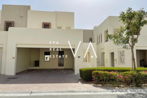 Huvila Dubai, Arabiemiraatit 3 makuuhuonetta, 245.2 m2 № 637786
