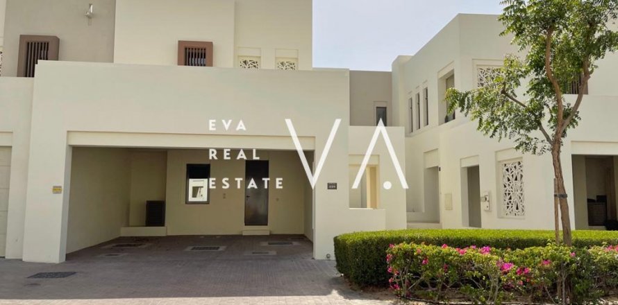 Vila di Dubai, UEA 3 kamar tidur, 245.2 m2 nomor 637786