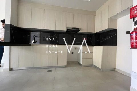 Apartmen di Jumeirah Village Circle, Dubai, UAE 2 bilik tidur, 89.09 meter persegi № 637784 - foto 7