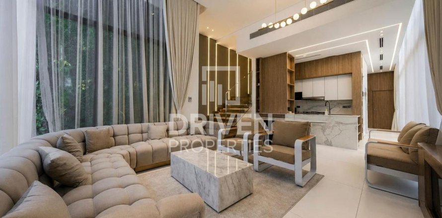 阿联酋 Dubai Jumeirah Village Circle 别墅  4 卧, 247.49 平方米 , 编号 768173