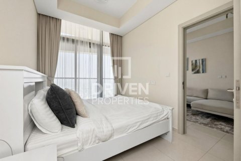Apartament në Business Bay, Dubai, Emiratet e Bashkuara Arabe 2 dhoma gjumi, 75.62 m2. № 768172 - Foto 7