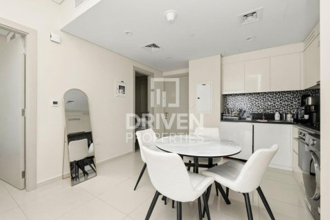 Apartament në Business Bay, Dubai, Emiratet e Bashkuara Arabe 2 dhoma gjumi, 75.62 m2. № 768172 - Foto 12