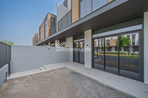 Villa en Mudon, Dubai, EAU 3 dormitorios, 171 m² № 723165