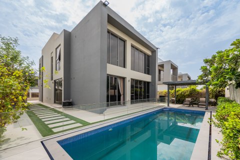 Vilë në Dubai Hills Estate, Emiratet e Bashkuara Arabe 4 dhoma gjumi, 321.03 m2. № 750905