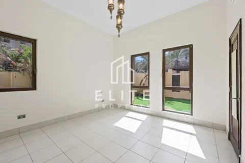 Lägenhet till försäljning i Old Town, Dubai, UAE 2 sovrum, 282 kvm Nr. 762914 - fotografi 9