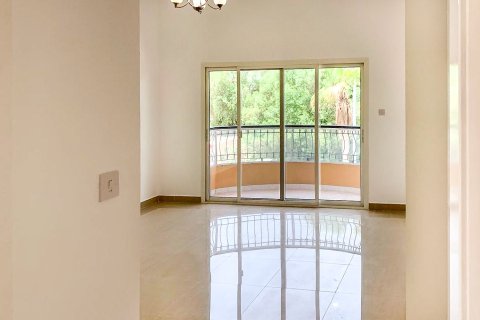 فيلا للإيجار في الصفا، دبي، الإمارات العربية المتحدة 4 غرفة نوم ، 5870.36 متر مربع ، رقم 768834 - صورة 25