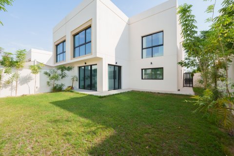 Adosado en Yas Island, Abu Dhabi, EAU 3 dormitorios, 390.01 m² № 768831