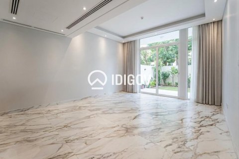 Shtëpi në qytet në Mudon, Dubai, Emiratet e Bashkuara Arabe 3 dhoma gjumi, 264.03 m2. № 764696
