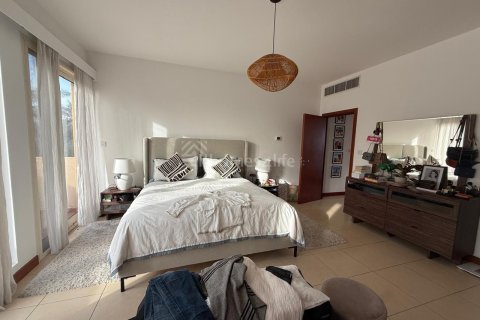 Villa itt: Arabian Ranches, Dubai, EAE, 3 hálószoba, 588 m², azonosító: 726919 - fénykép 15