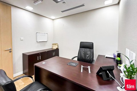 Зняти в оренду офіс в Sheikh Zayed Road, Дубай, ОАЕ 97.9м2, № 757822 - фото 7