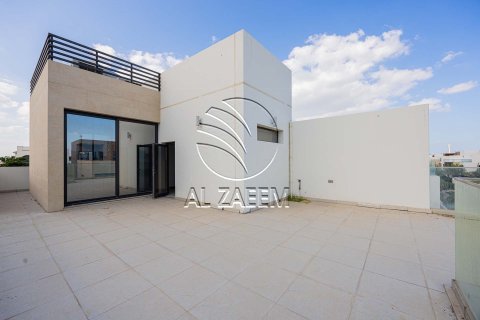 Villa em Abu Dhabi, EAU 5 quartos, 274 m2 № 725781