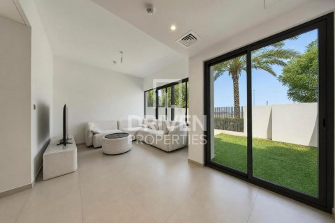 Rekkehus til leie i Arabian Ranches 3, Dubai, Emiratene 3 soverom, 128.58 kvm Nr. 757130 - Foto 2