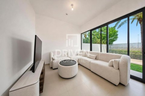 خانه شهری در Arabian Ranches 3، Dubai ، امارات متحده عربی 3 خوابه ، 128.58 متر مربع.  شماره 757130
