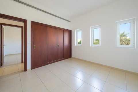 Üürile anda villa asukohaga Arabian Ranches, Dubai, AÜE: 4 magamistoaga, 360.06 m² Nr 768803 - pilt 16