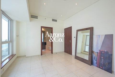 Appartement te huur in Dubai Marina, Dubai, VAE 2 slaapkamers, 119 vr.m., nr 766392 - foto 8