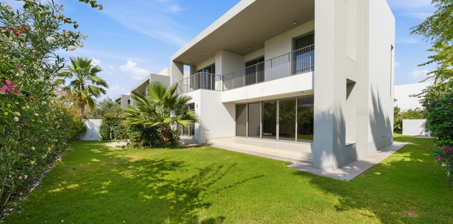 Vila u gradu Dubai Hills Estate, UAE 5 spavaće sobe, 577.39 m2 Br. 751071