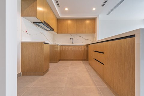 Kaupunkipientalo Dubai Land, Dubai, Arabiemiraatit 3 makuuhuonetta, 161 m2 № 721209 - kuva 8