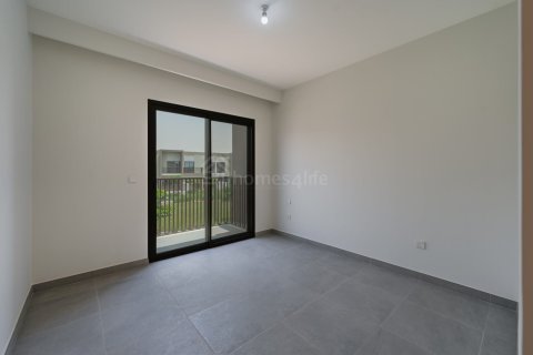 Kaupunkipientalo Dubai Land, Dubai, Arabiemiraatit 3 makuuhuonetta, 161 m2 № 721209 - kuva 6