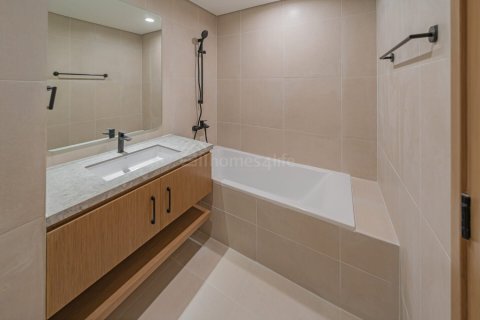 Kaupunkipientalo Dubai Land, Dubai, Arabiemiraatit 3 makuuhuonetta, 161 m2 № 721209 - kuva 14
