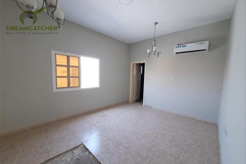 Al Dhait、Ras Al Khaimah、UAE にあるヴィラの賃貸物件 10ベッドルーム、464.5 m2、No512532 - 写真 13
