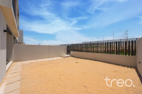 Dubai、UAE にあるタウンハウスの賃貸物件 4ベッドルーム、256.51 m2、No733561 - 写真 9