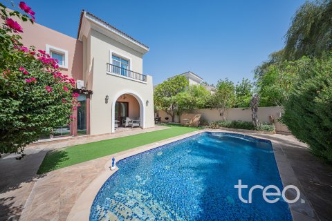 Vila u gradu Arabian Ranches, Dubai, UAE 4 spavaće sobe, 253.16 m2 Br. 755431 - Slika 2