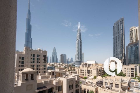 Apartment in Old Town, Dubai, UAE 2 bedrooms, 126 sq.m. № 702192 - photo 9
