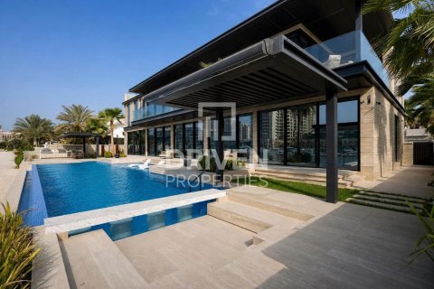 Müüa villa asukohaga Palm Jumeirah, Dubai, AÜE: 6 magamistoaga, 1358.15 m² Nr 762077 - pilt 23