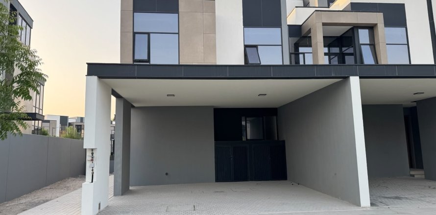 Βίλα σε Mudon, Dubai, ΗΑΕ 4 υπνοδωμάτια, 278 τ.μ. Αρ. 739622