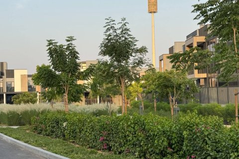 Βίλα σε Mudon, Dubai, ΗΑΕ 4 υπνοδωμάτια, 278 τ.μ. Αρ. 739622 - φωτογραφία 15