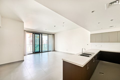 דירה להשכרה ב Downtown Dubai (Downtown Burj Dubai), Dubai, איחוד האמירויות  3 חדרי שינה, 160.03 מ"ר, מספר 749983 - תמונה 6