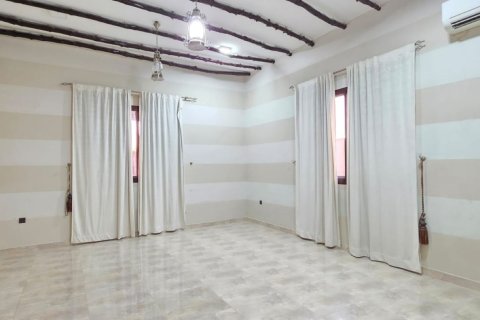 Vila u Khuzam, Ras Al Khaimah, UAE 3 spavaćih soba, 557 m2 Br. 734738 - fotografija 10