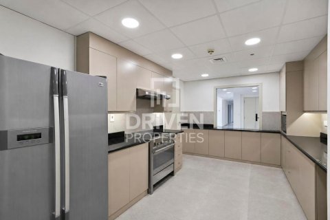Apartemen di Jumeirah Beach Residence, Dubai, UEA 4 kamar tidur, 271.37 m2 nomor 757308 - foto 15