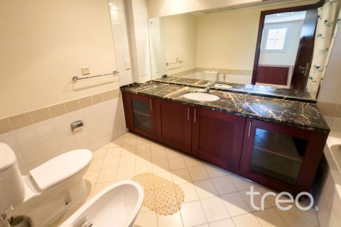 Villa til leie i Arabian Ranches, Dubai, Emiratene 3 soverom, 253.44 kvm Nr. 755485 - Foto 7