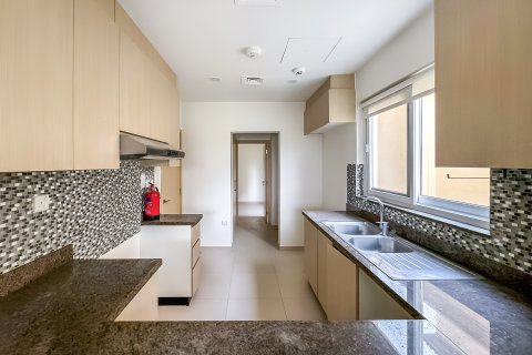 Villa in Dubai Land, UAE 3 bedrooms, 325.06 sq.m. № 749694 - photo 4