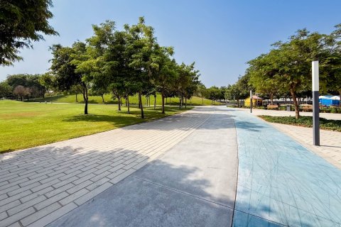 Таунхаус Al Tai, Шарджа, БАӘ-да 4 жатын бөлмелер, 374.69 м² № 748865 - фото 3