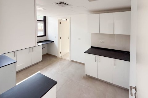 Таунхаус Al Tai, Шарджа, БАӘ-да 4 жатын бөлмелер, 374.69 м² № 748865 - фото 8
