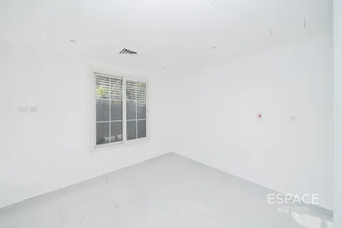 The Springs, Dubai, UAE의 임대용 빌라 침실 2개, 167제곱미터 번호 738469 - 사진 4
