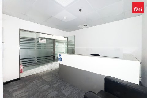 Oficina en Dubai, EAU 85.1 m² № 751938