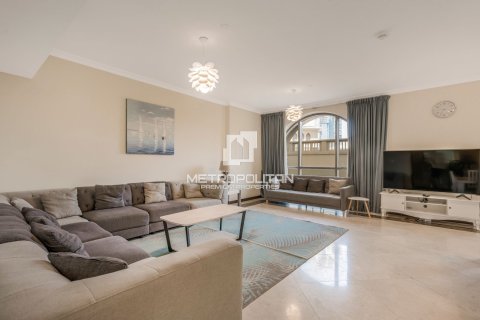 Apartmen di Jumeirah Beach Residence, Dubai, UAE 3 bilik tidur, 202 meter persegi № 663158 - foto 17