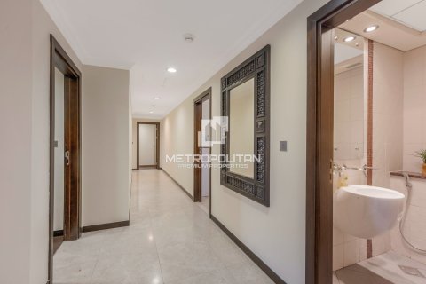 Apartmen di Jumeirah Beach Residence, Dubai, UAE 3 bilik tidur, 202 meter persegi № 663158 - foto 8