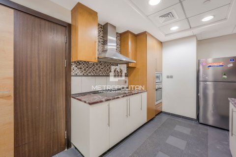 Apartmen di Jumeirah Beach Residence, Dubai, UAE 3 bilik tidur, 202 meter persegi № 663158 - foto 6