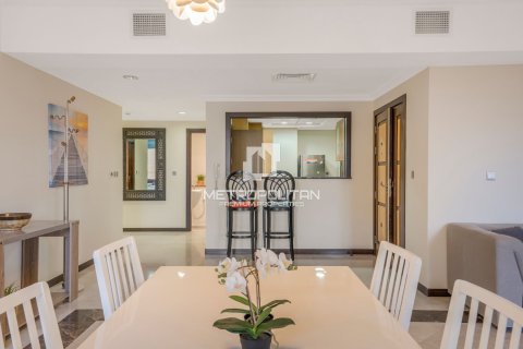 Apartmen di Jumeirah Beach Residence, Dubai, UAE 3 bilik tidur, 202 meter persegi № 663158 - foto 5