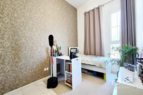 Villa te huur in The Springs, Dubai, VAE 3 slaapkamers, 228 vr.m., nr 738120 - foto 14