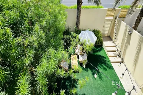 Villa te huur in The Springs, Dubai, VAE 3 slaapkamers, 228 vr.m., nr 738120 - foto 20