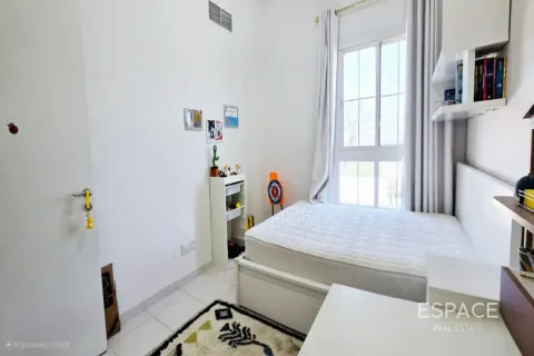 Villa te huur in The Springs, Dubai, VAE 3 slaapkamers, 228 vr.m., nr 738120 - foto 16