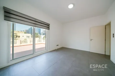 Villa te huur in Meadows, Dubai, VAE 5 slaapkamers, 391 vr.m., nr 738119 - foto 12