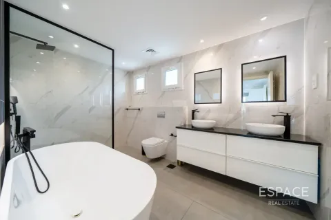 Villa te huur in Meadows, Dubai, VAE 5 slaapkamers, 391 vr.m., nr 738119 - foto 15